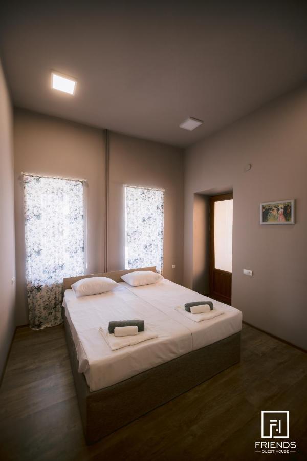 Gyumri Apart Hotel Ngoại thất bức ảnh