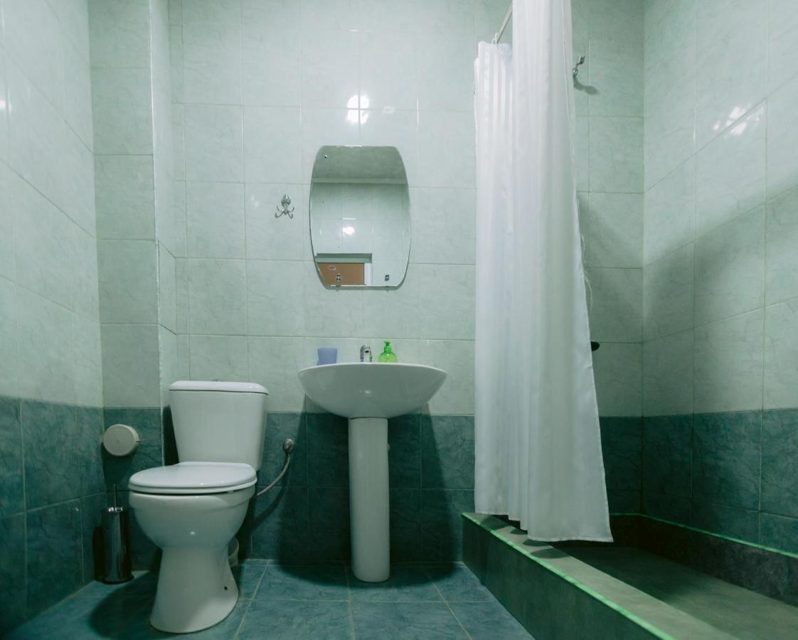 Gyumri Apart Hotel Ngoại thất bức ảnh
