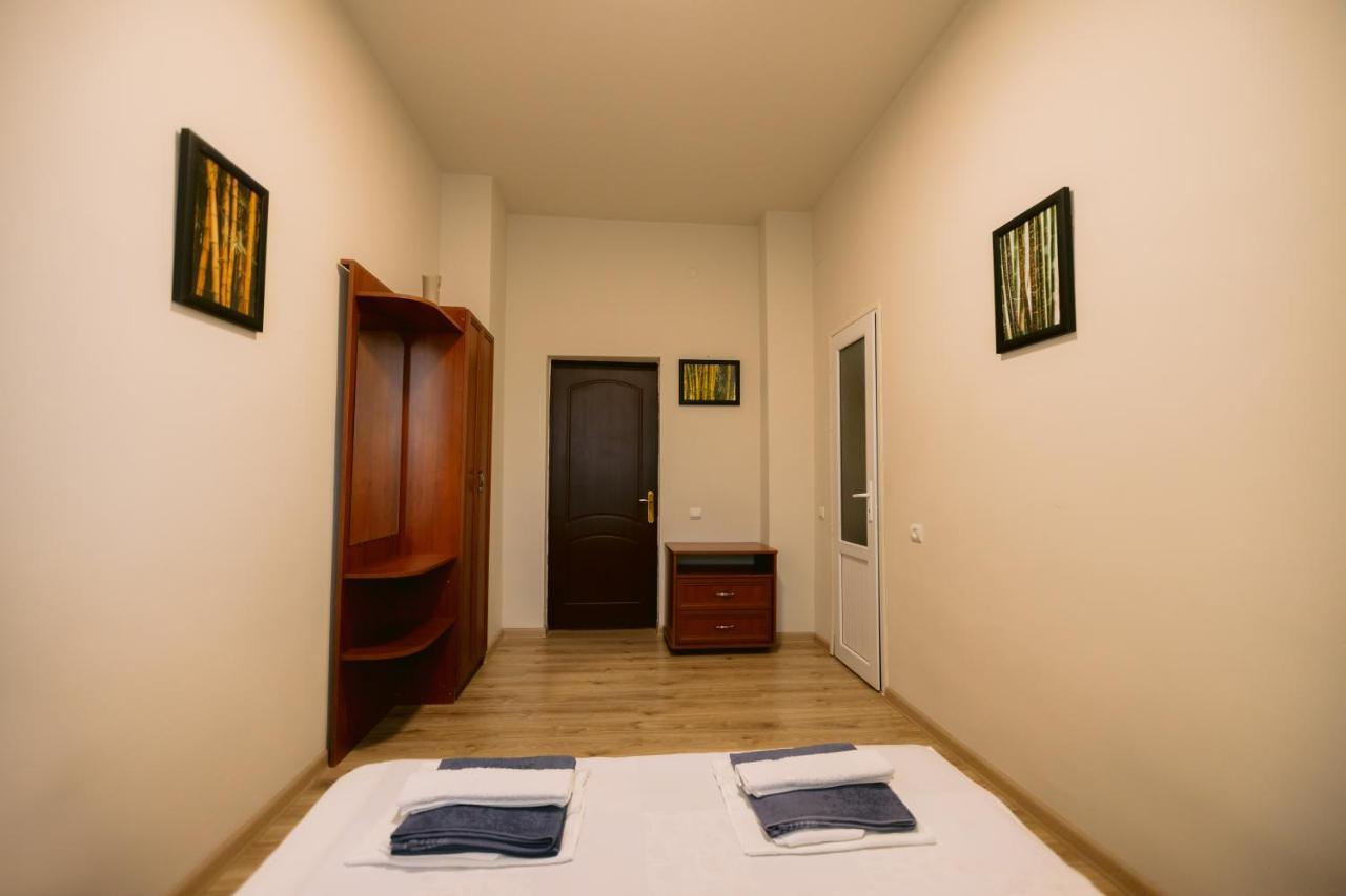 Gyumri Apart Hotel Ngoại thất bức ảnh